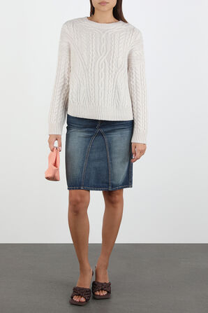 Chunky-Knit Long-Sleeve Sweater in Oof White VINCE